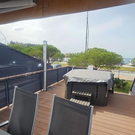 Floating House - Marina Relax Villa Portorož Dış mekan fotoğraf