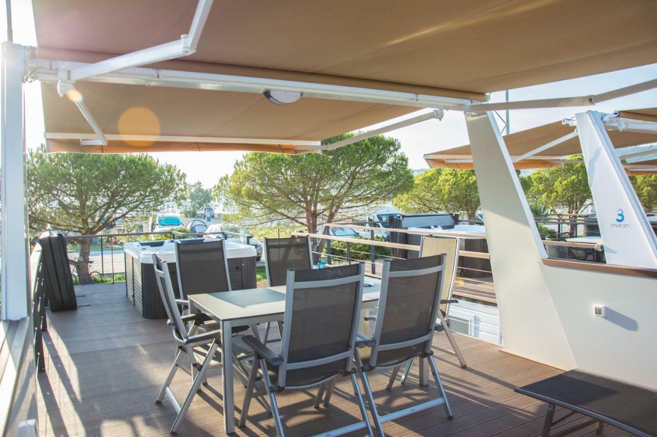 Floating House - Marina Relax Villa Portorož Dış mekan fotoğraf