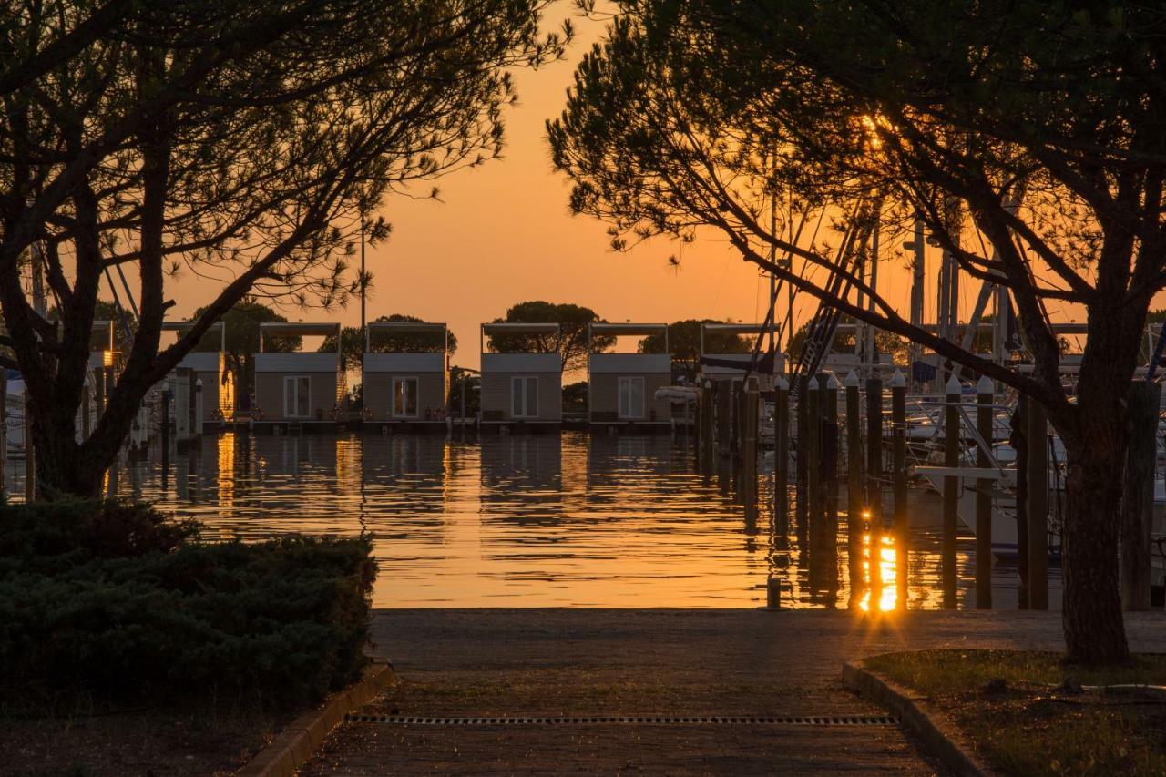 Floating House - Marina Relax Villa Portorož Dış mekan fotoğraf